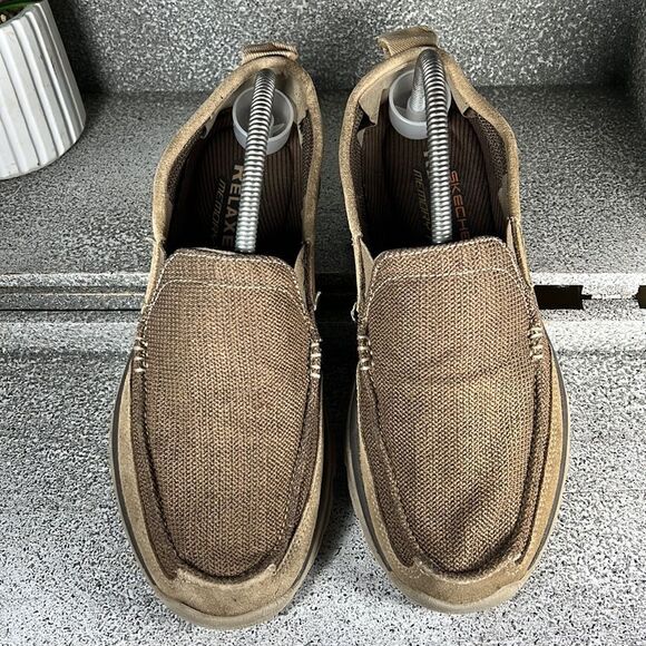 Skechers Relaxed Fit Memory Foam Slip On Loafers Shoes Size 8 - Picture 3 of 8